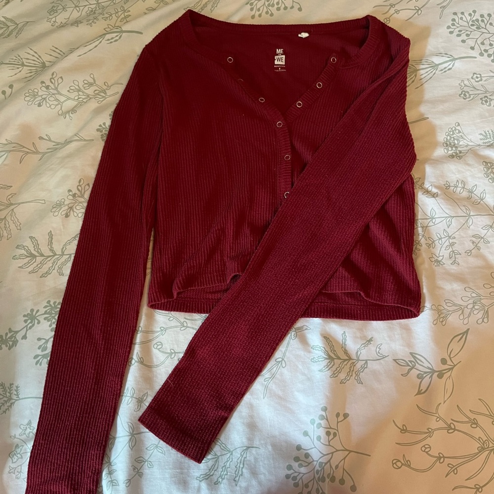 Pacsun cropped long sleeve shirt